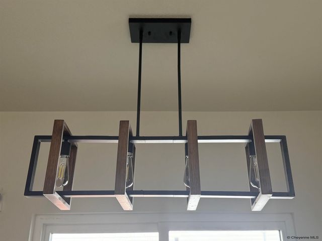 716 RUSSELL AVE, Cheyenne, WY 82007