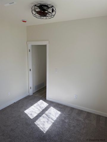 716 RUSSELL AVE, Cheyenne, WY 82007