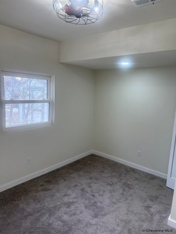 716 RUSSELL AVE, Cheyenne, WY 82007