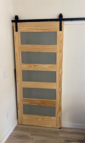 716 RUSSELL AVE, Cheyenne, WY 82007