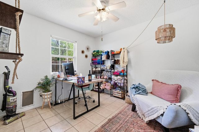 4910 Suburban DR, Austin, TX 78745