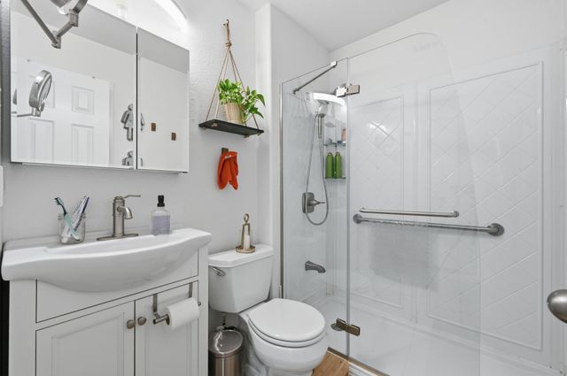 4910 Suburban DR, Austin, TX 78745