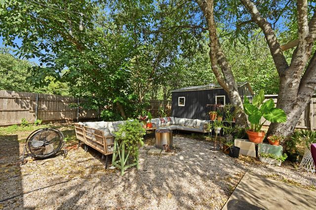 4910 Suburban DR, Austin, TX 78745