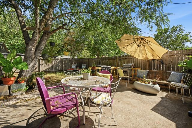 4910 Suburban DR, Austin, TX 78745