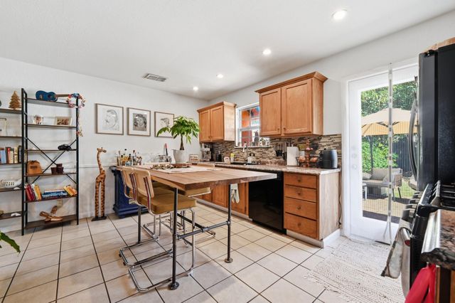 4910 Suburban DR, Austin, TX 78745