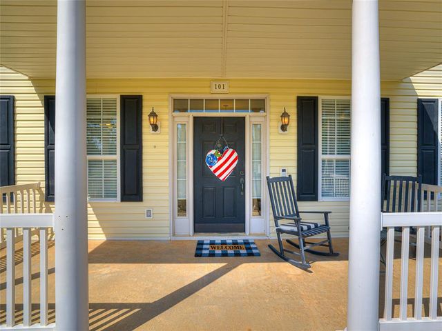 101 Chardonnay Lane, Norman, OK 73071
