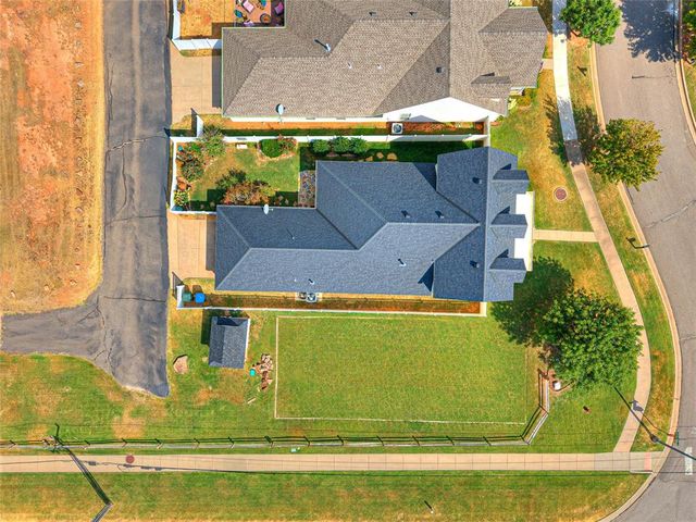 101 Chardonnay Lane, Norman, OK 73071