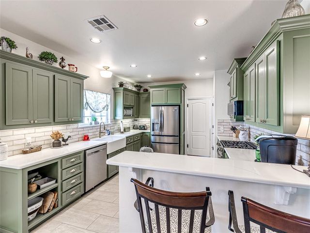 101 Chardonnay Lane, Norman, OK 73071