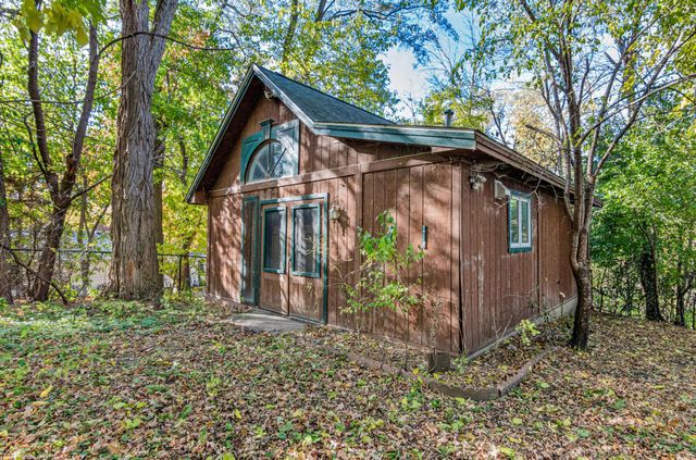 4023 Wood End Drive, Edina, MN 55424