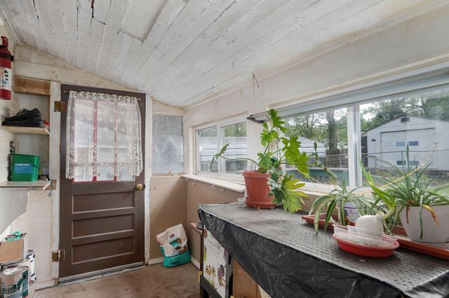 1210 W Atlantic Street, Springfield, MO 65803