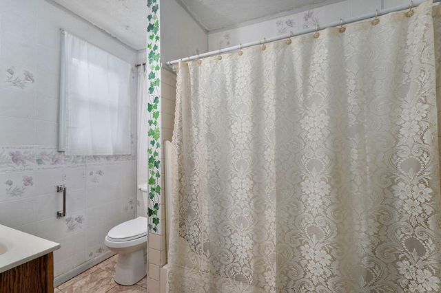 1210 W Atlantic Street, Springfield, MO 65803