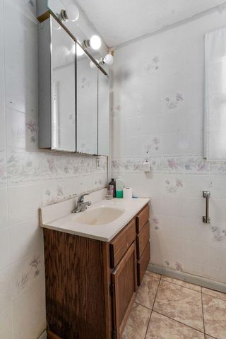 1210 W Atlantic Street, Springfield, MO 65803