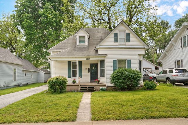 1210 W Atlantic Street, Springfield, MO 65803