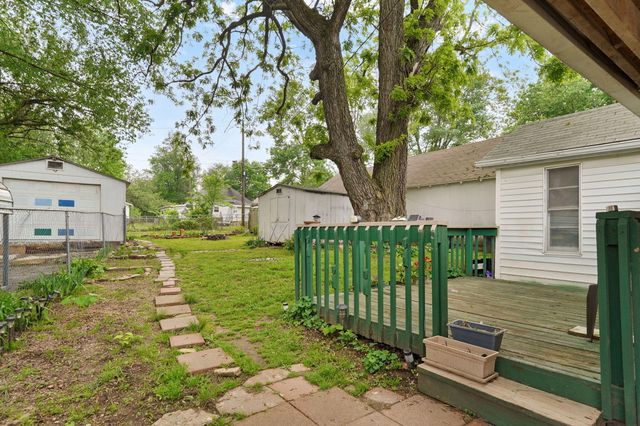 1210 W Atlantic Street, Springfield, MO 65803