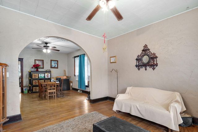 1210 W Atlantic Street, Springfield, MO 65803