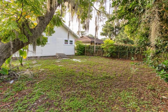 14022 4TH STREET, Dade City, FL 33525