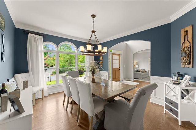 825 Eden Green Court, Roswell, GA 30075