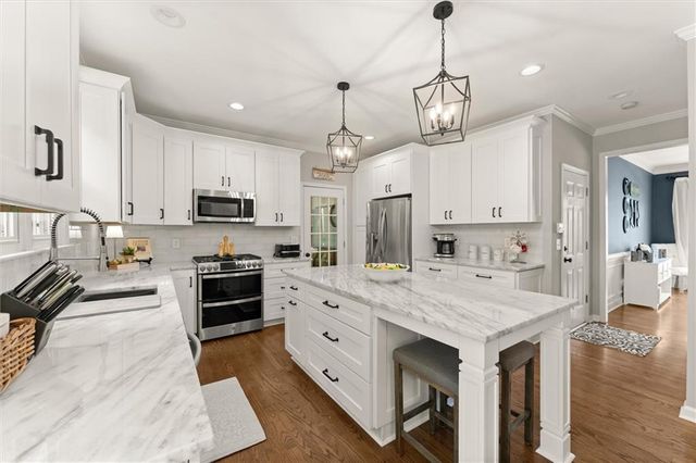 825 Eden Green Court, Roswell, GA 30075