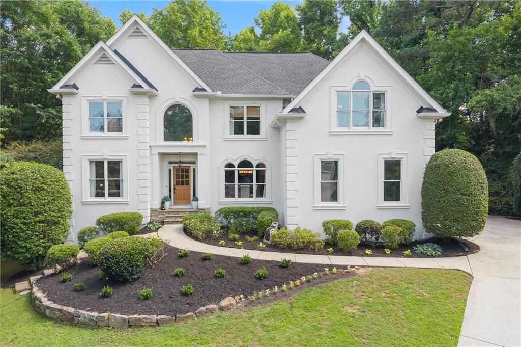 825 Eden Green Court, Roswell, GA 30075