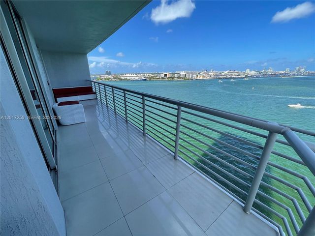 335 S Biscayne Blvd 1209, Miami, FL 33131
