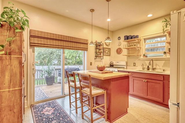 605 W Olin Avenue, Madison, WI 53715