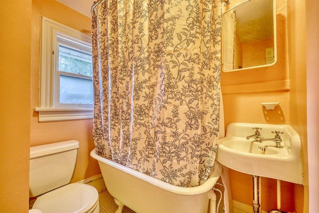 605 W Olin Avenue, Madison, WI 53715