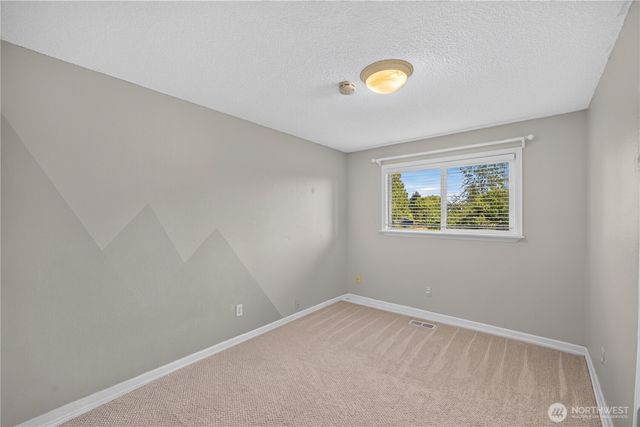 7825 Highland Drive, Everett, WA 98203
