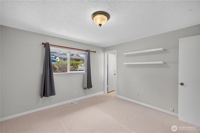 7825 Highland Drive, Everett, WA 98203