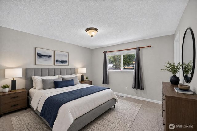7825 Highland Drive, Everett, WA 98203