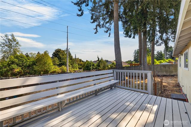 7825 Highland Drive, Everett, WA 98203