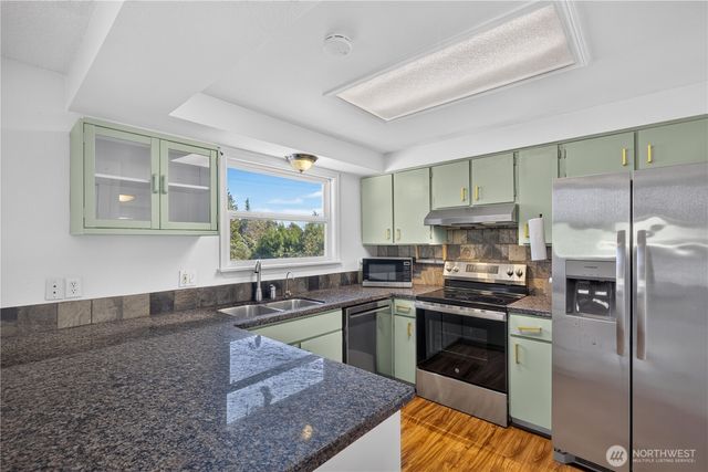 7825 Highland Drive, Everett, WA 98203
