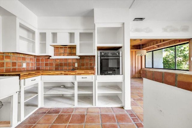 807 LUCILLE AVENUE, Nokomis, FL 34275