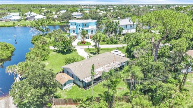 807 LUCILLE AVENUE, Nokomis, FL 34275