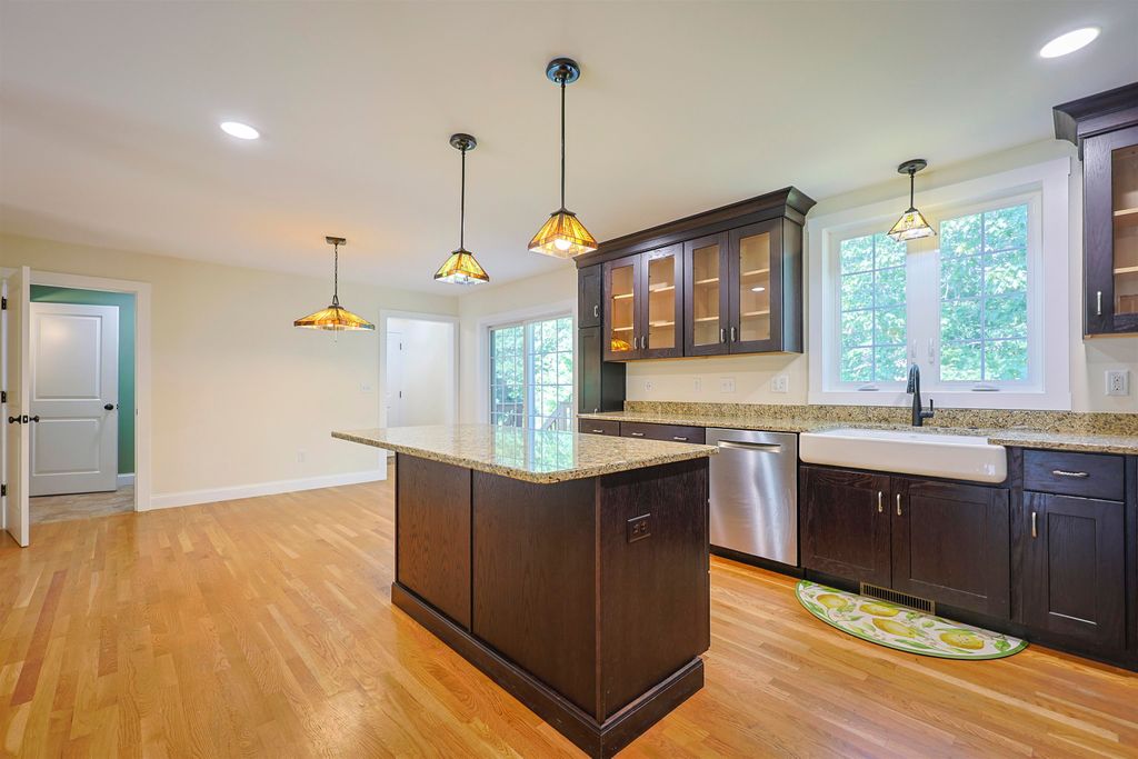 Image 16 of property listing at 10 Hilliard Drive, Hampton, NH 03842
