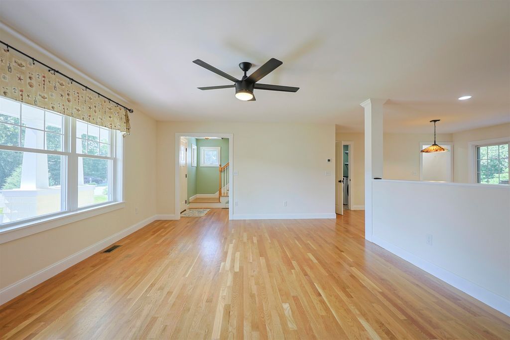 Image 21 of property listing at 10 Hilliard Drive, Hampton, NH 03842