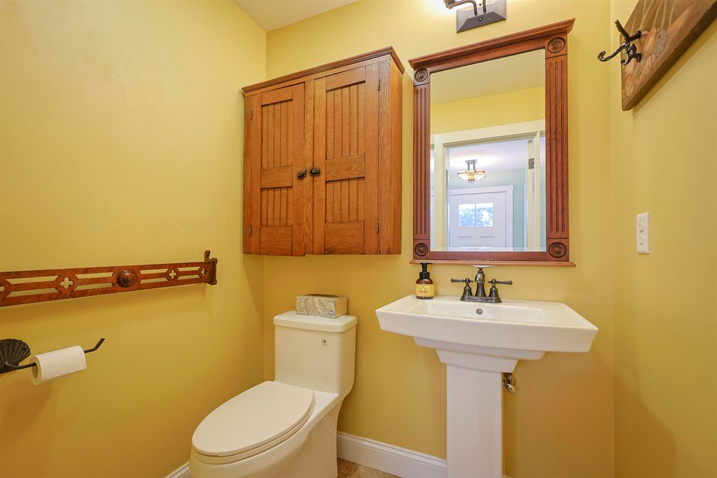 Image 27 of property listing at 10 Hilliard Drive, Hampton, NH 03842