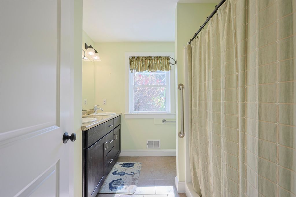 Image 38 of property listing at 10 Hilliard Drive, Hampton, NH 03842