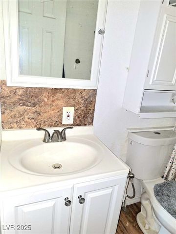 5610 North Tecopa Street, Pahrump, NV 89060