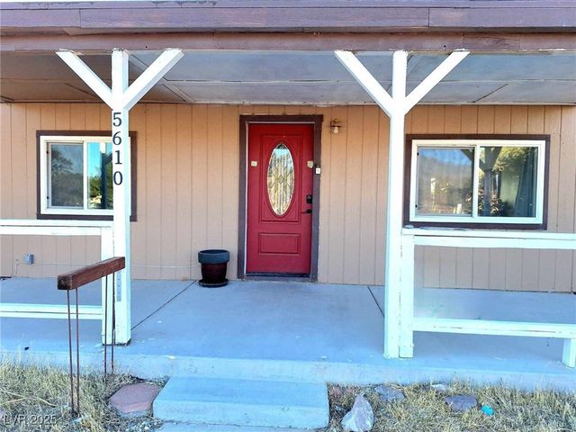 5610 North Tecopa Street, Pahrump, NV 89060