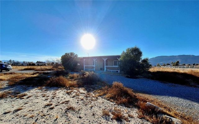 5610 North Tecopa Street, Pahrump, NV 89060
