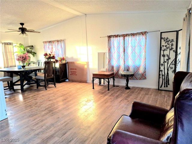 5610 North Tecopa Street, Pahrump, NV 89060