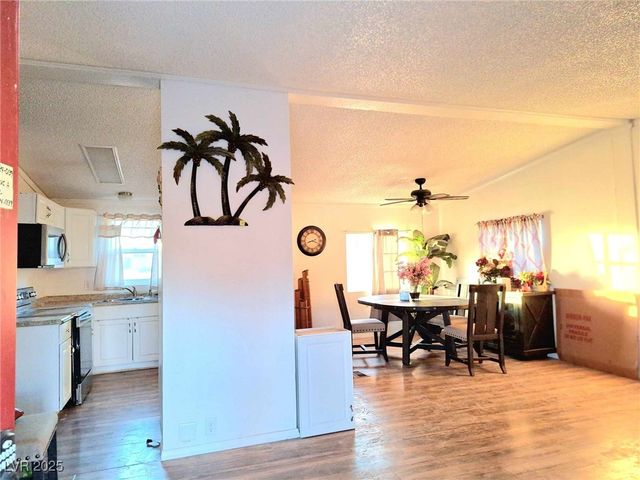 5610 North Tecopa Street, Pahrump, NV 89060