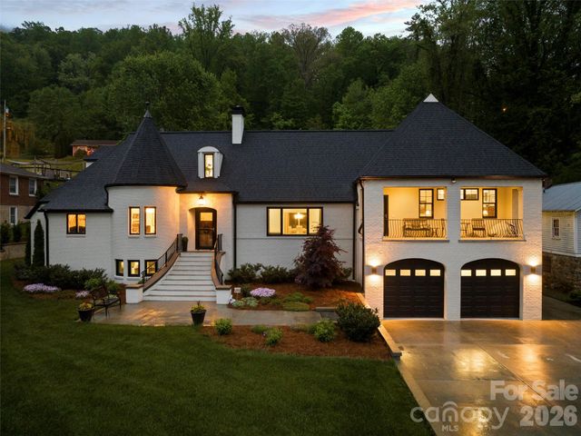 117 Jackson Street, Sylva, NC 28779