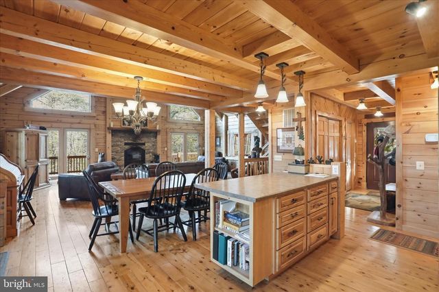4 PARSONS RIDGE RD, Romney, WV 26757