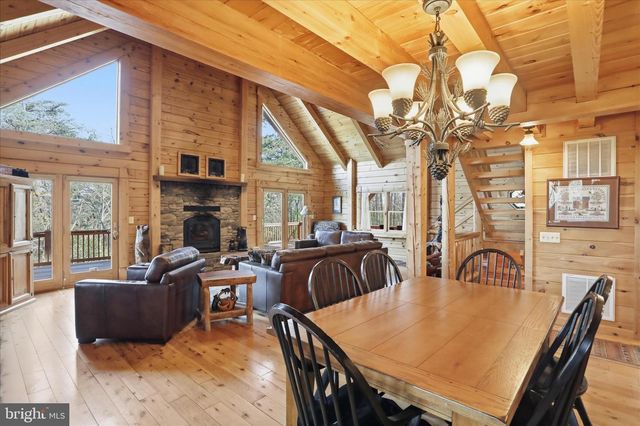 4 PARSONS RIDGE RD, Romney, WV 26757