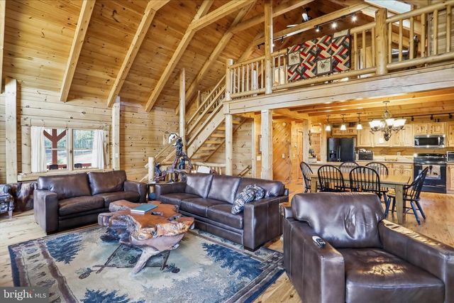 4 PARSONS RIDGE RD, Romney, WV 26757