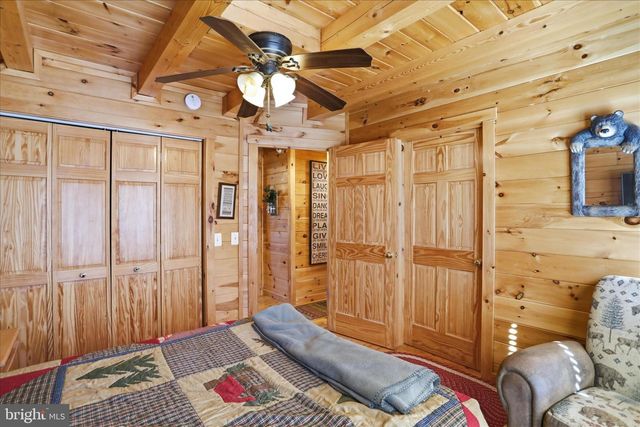 4 PARSONS RIDGE RD, Romney, WV 26757