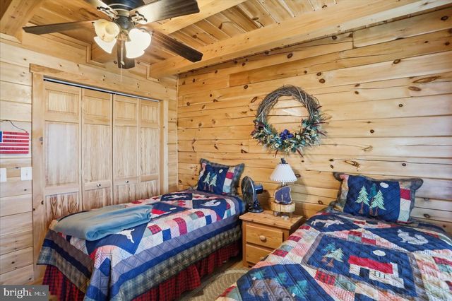 4 PARSONS RIDGE RD, Romney, WV 26757