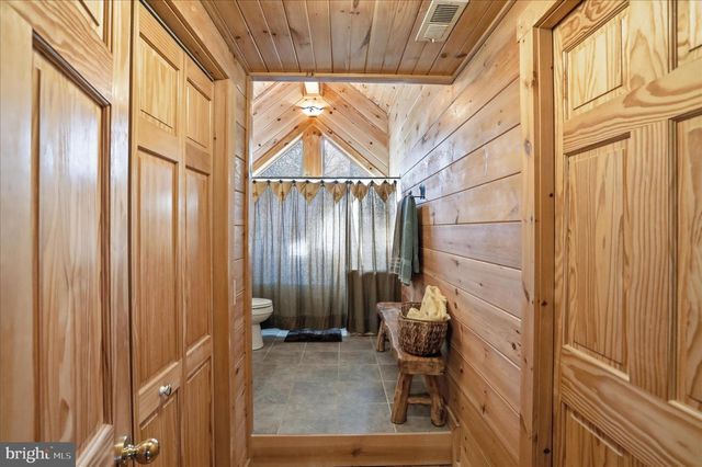 4 PARSONS RIDGE RD, Romney, WV 26757