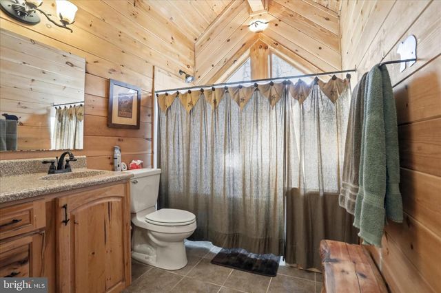 4 PARSONS RIDGE RD, Romney, WV 26757